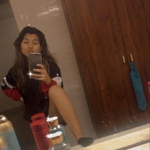 Meet your Posher, Chloe